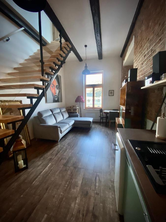Apartament Rynek 22 Krosno Exteriör bild